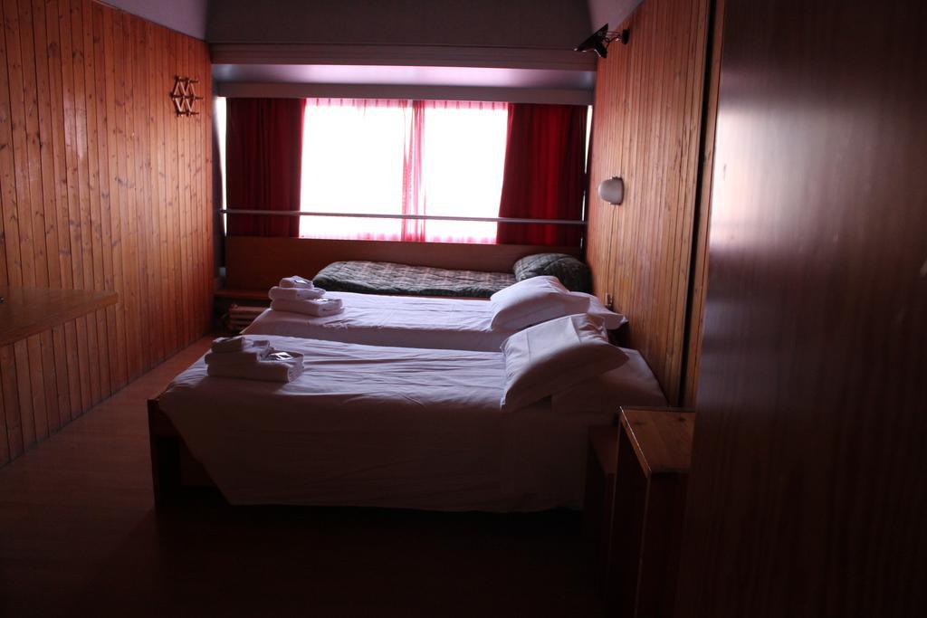 Hotel Sole Alto Mezzana  Esterno foto